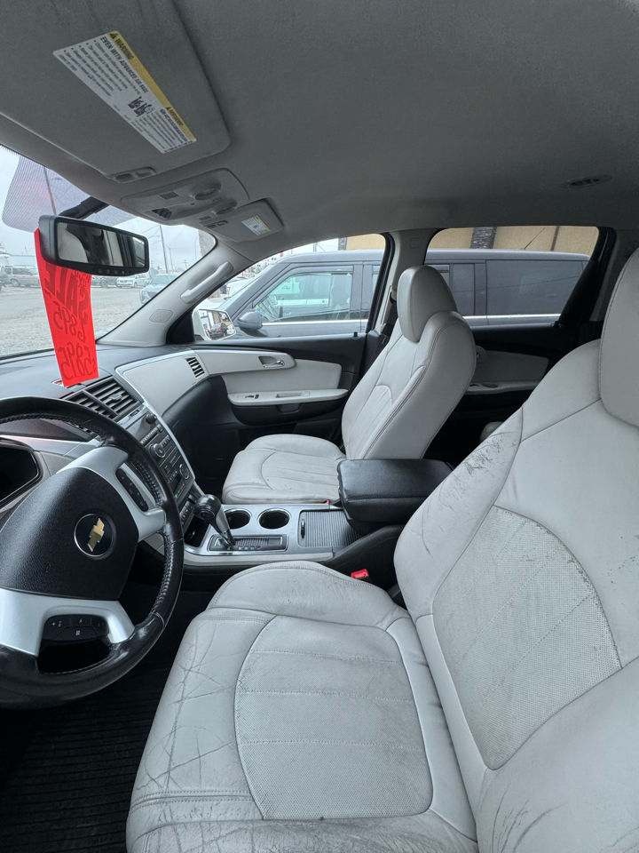 Chevrolet Traverse LTZ AWD 2011
