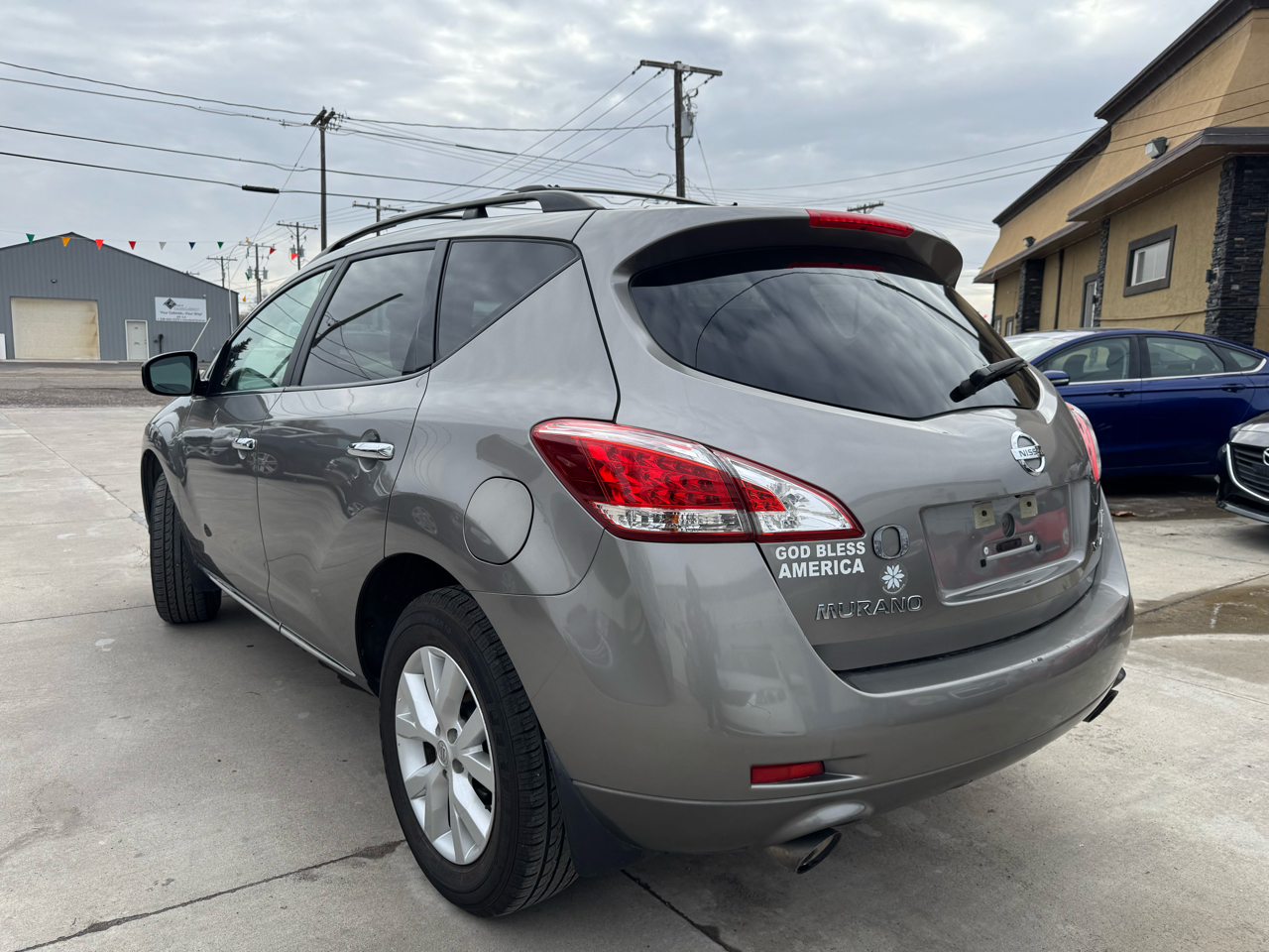 Nissan Murano S AWD 2011