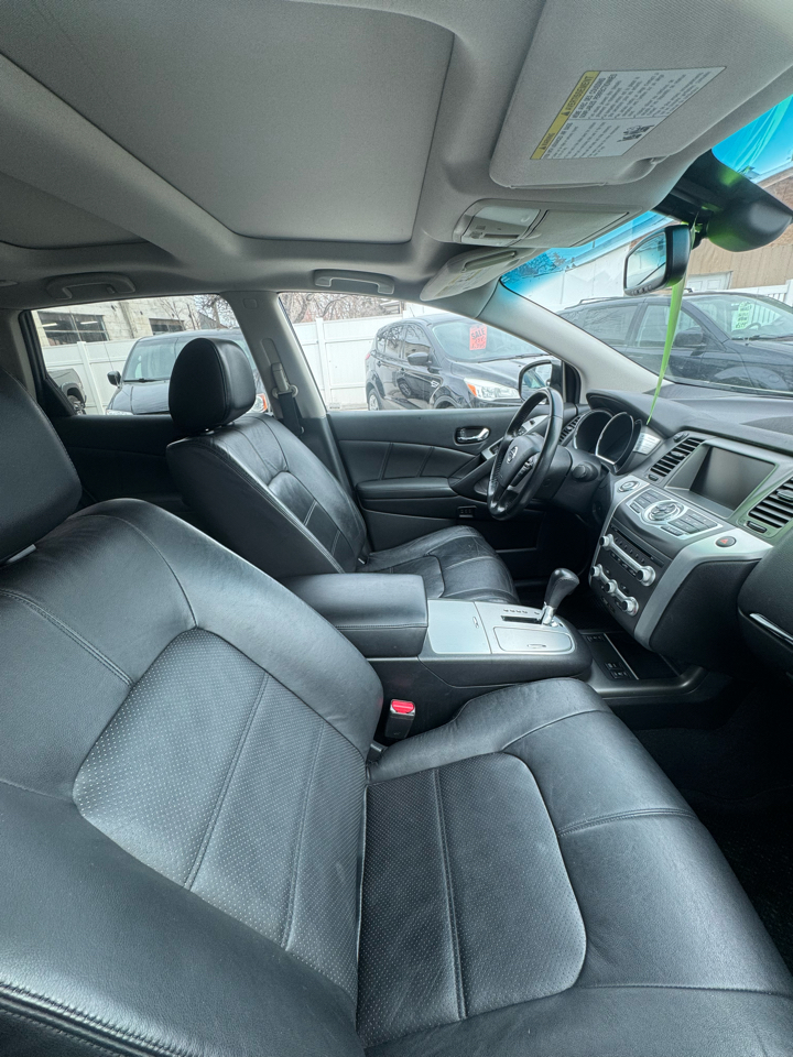 Nissan Murano S AWD 2011