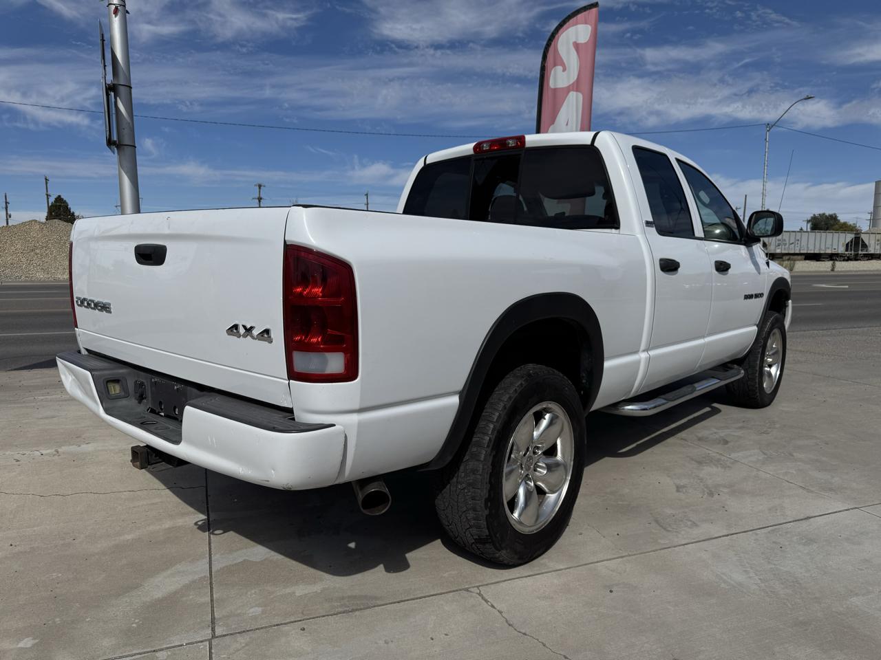 Dodge Ram 1500 ST Quad Cab Short Bed 4WD 2002