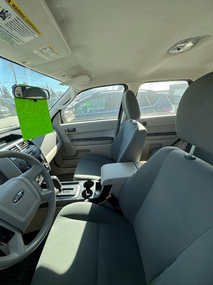 Ford Escape XLS 4WD AT 2012