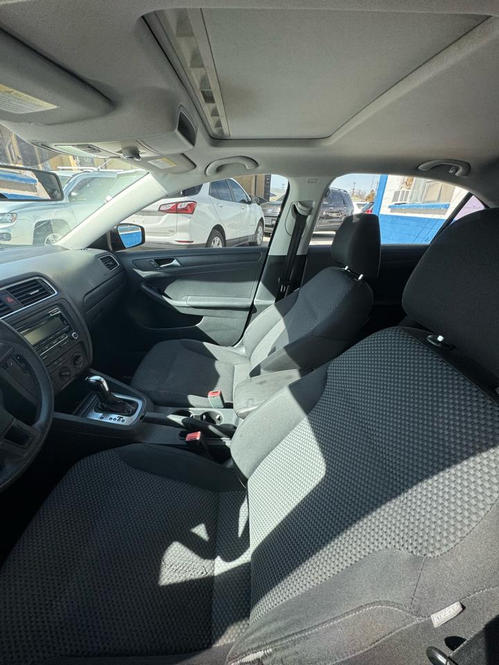 Volkswagen Jetta S 2013