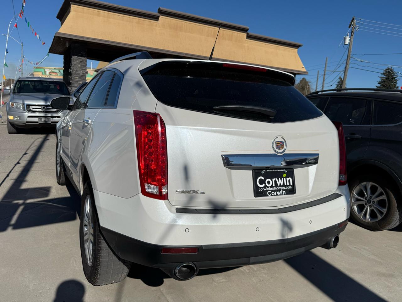 Cadillac SRX Luxury Collection AWD 2010