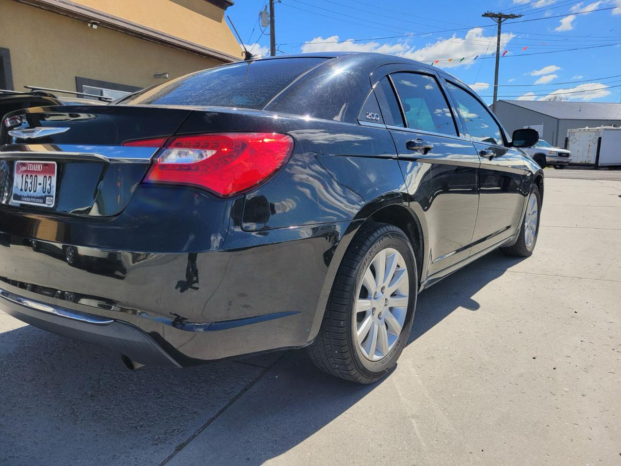 Chrysler 200 Touring 2013