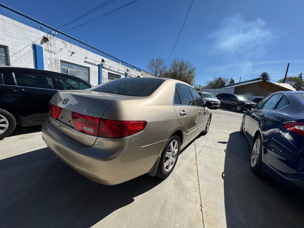 Honda Accord EX V-6 Sedan AT with Navigation System and XM Radi 2005