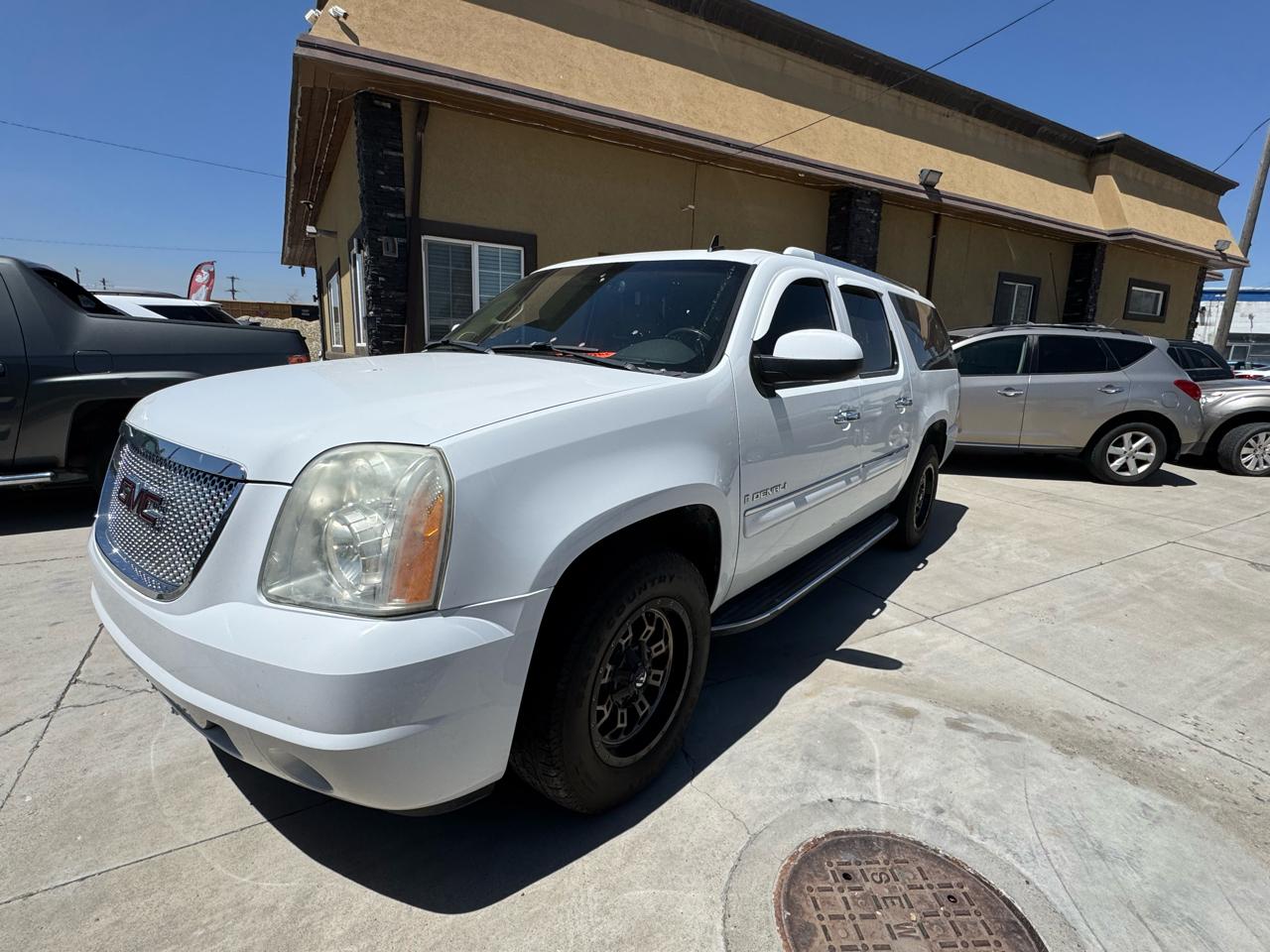 GMC Yukon Denali XL 2WD 2008