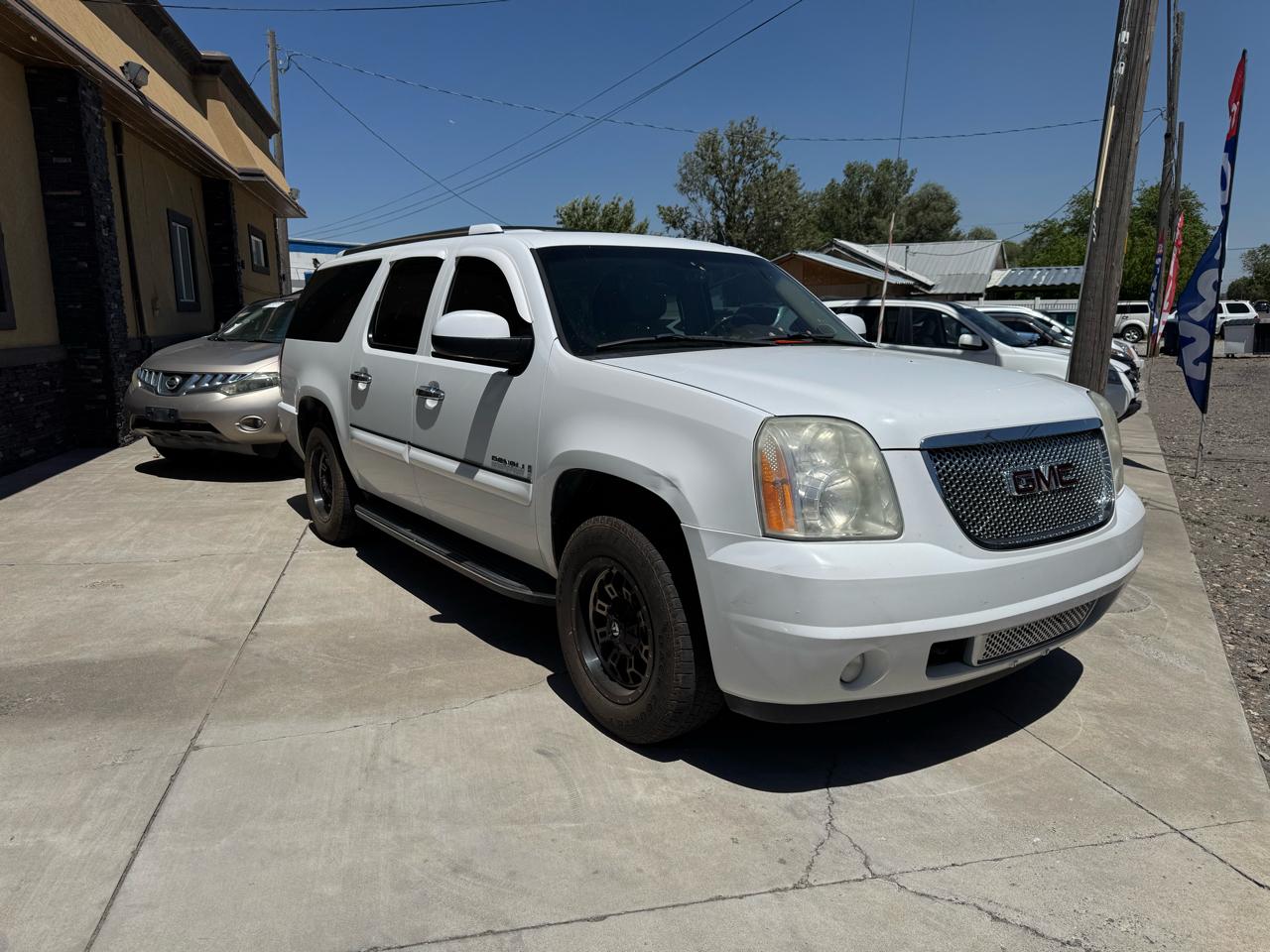 GMC Yukon Denali XL 2WD 2008