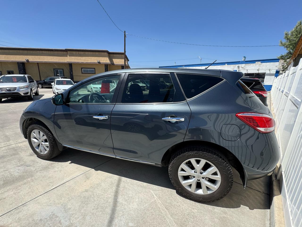 Nissan Murano S AWD 2011