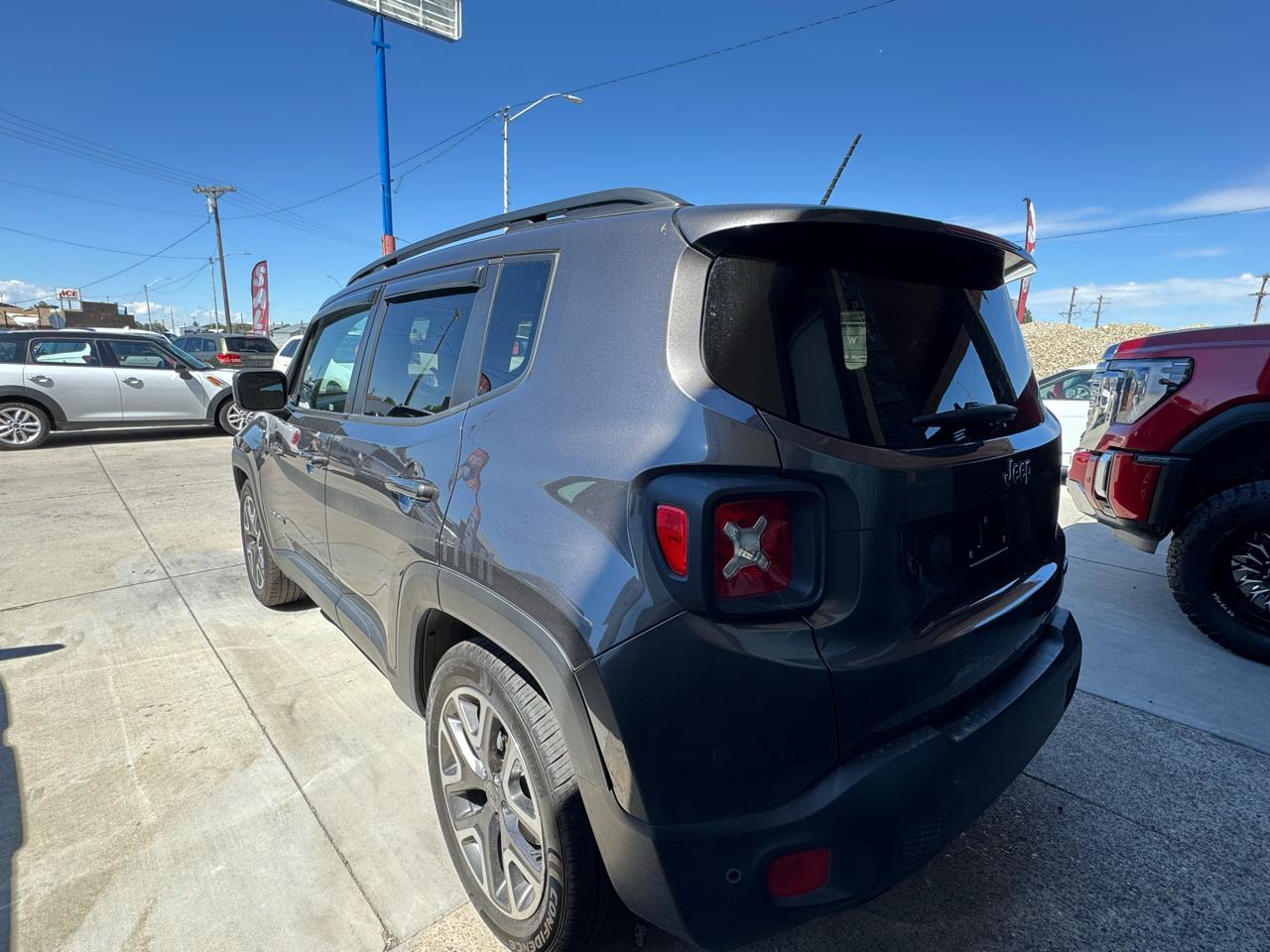 Jeep Renegade Latitude FWD 2017