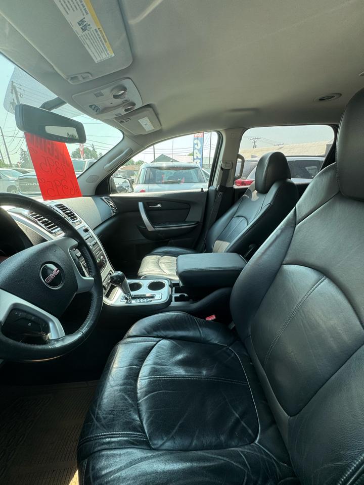 GMC Acadia SLT-1 AWD 2011