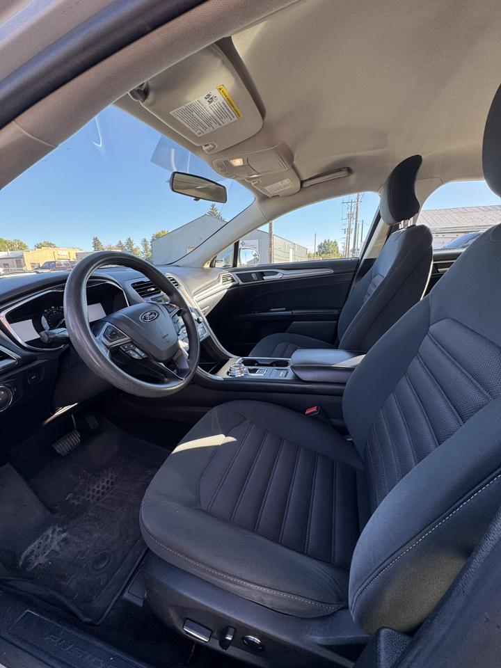 Ford Fusion SE 2017