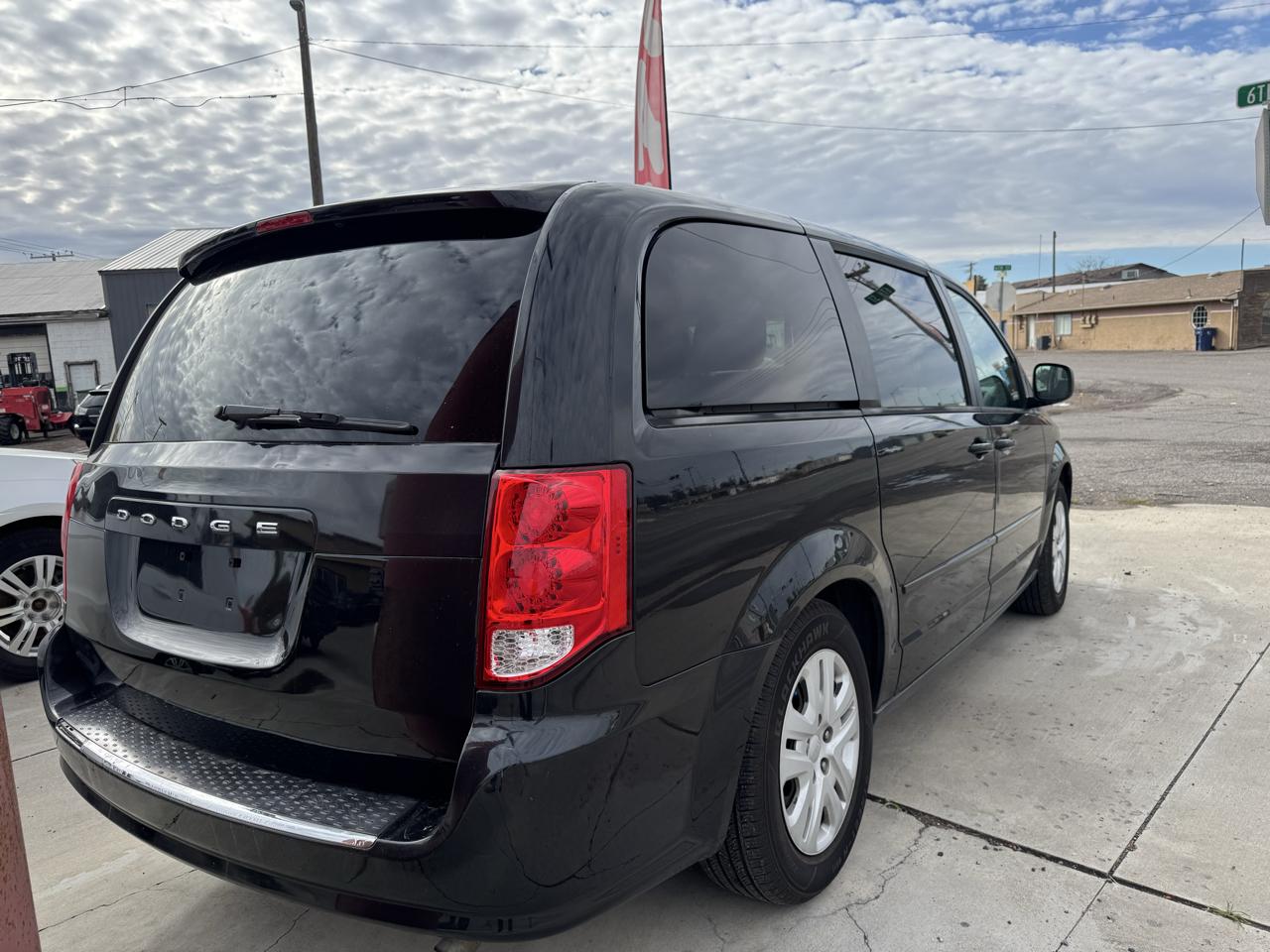 Dodge Grand Caravan SE 2015