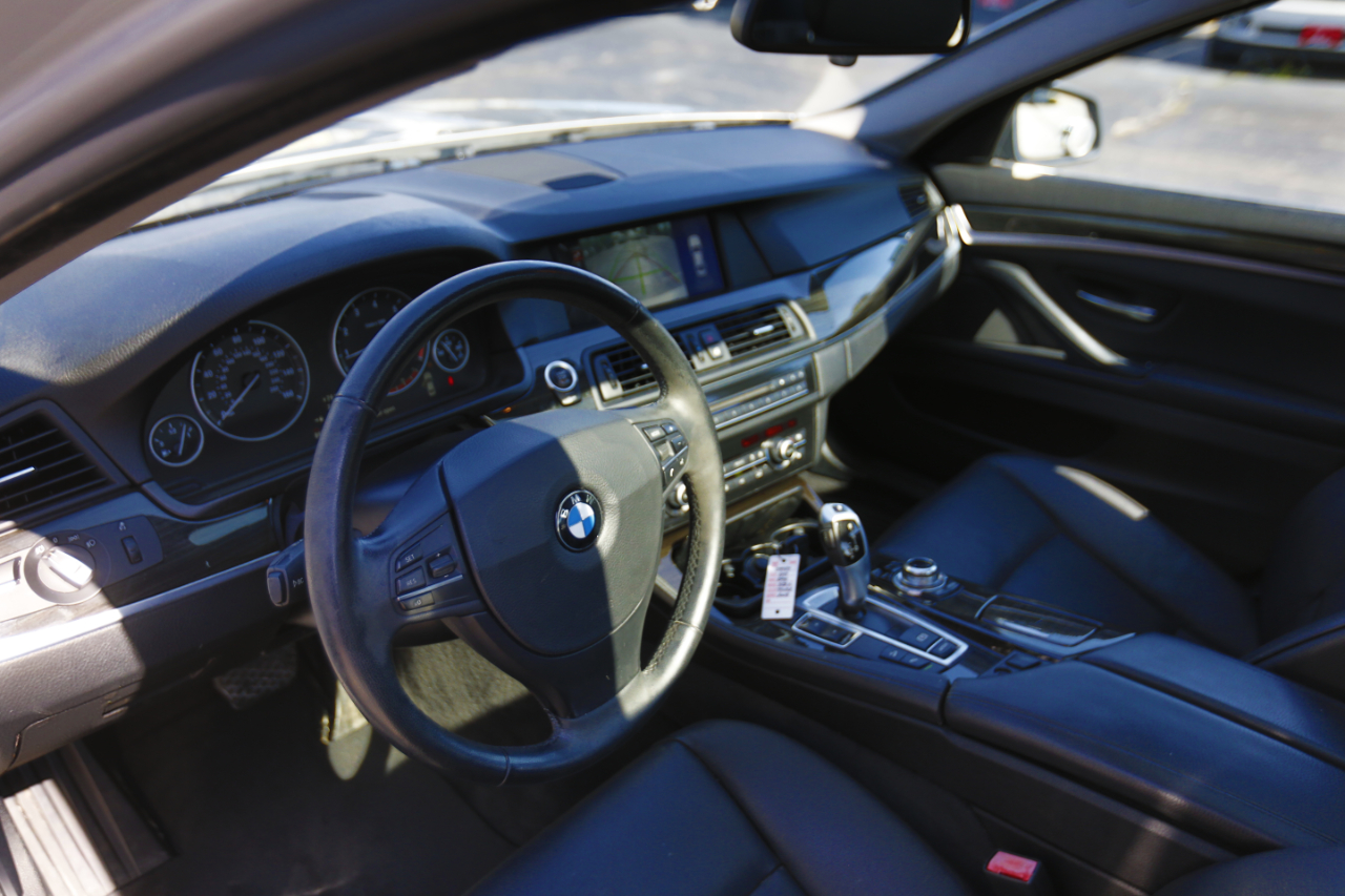 2013 Bmw 528xi 5-Series photo 2