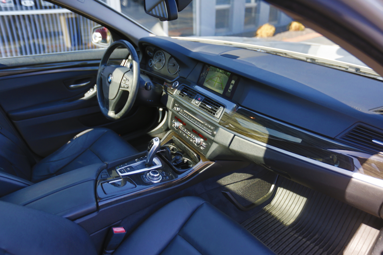 2013 Bmw 528xi 5-Series photo 17
