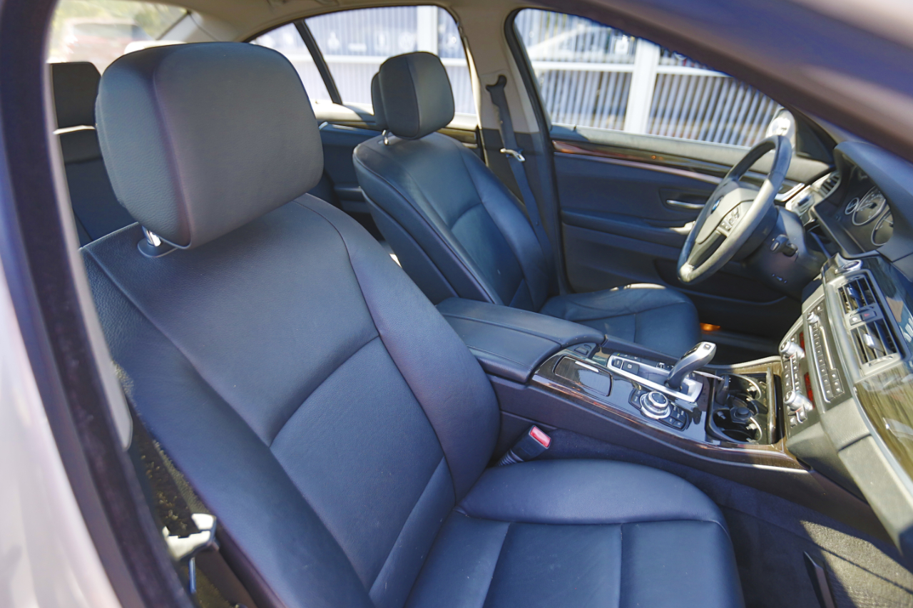 2013 Bmw 528xi 5-Series photo 18