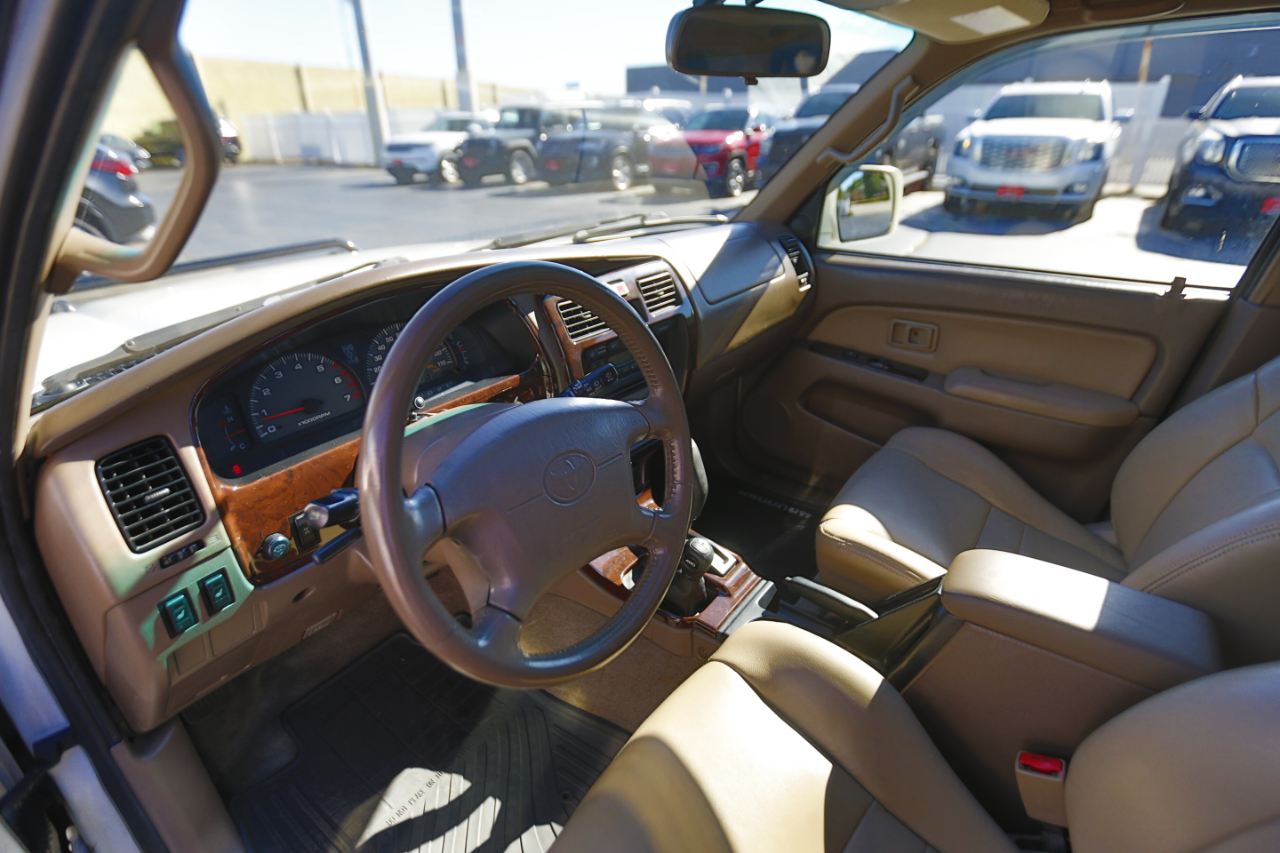 2002 Toyota 4Runner Limited photo 3