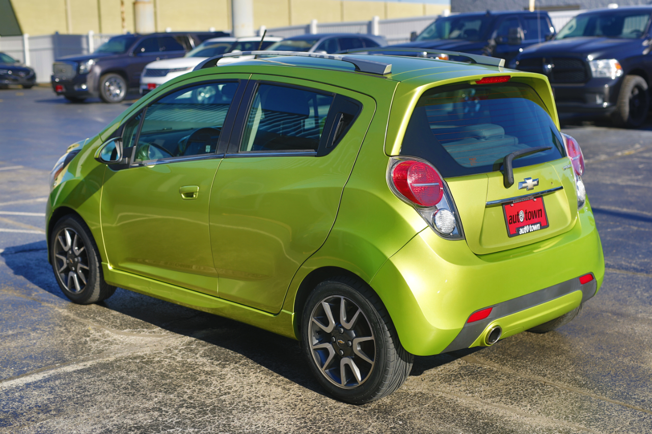 Chevrolet Spark 5dr HB Auto LT w/2LT 2013 Chevrolet Spark 5dr HB Auto LT w/2LT 2013