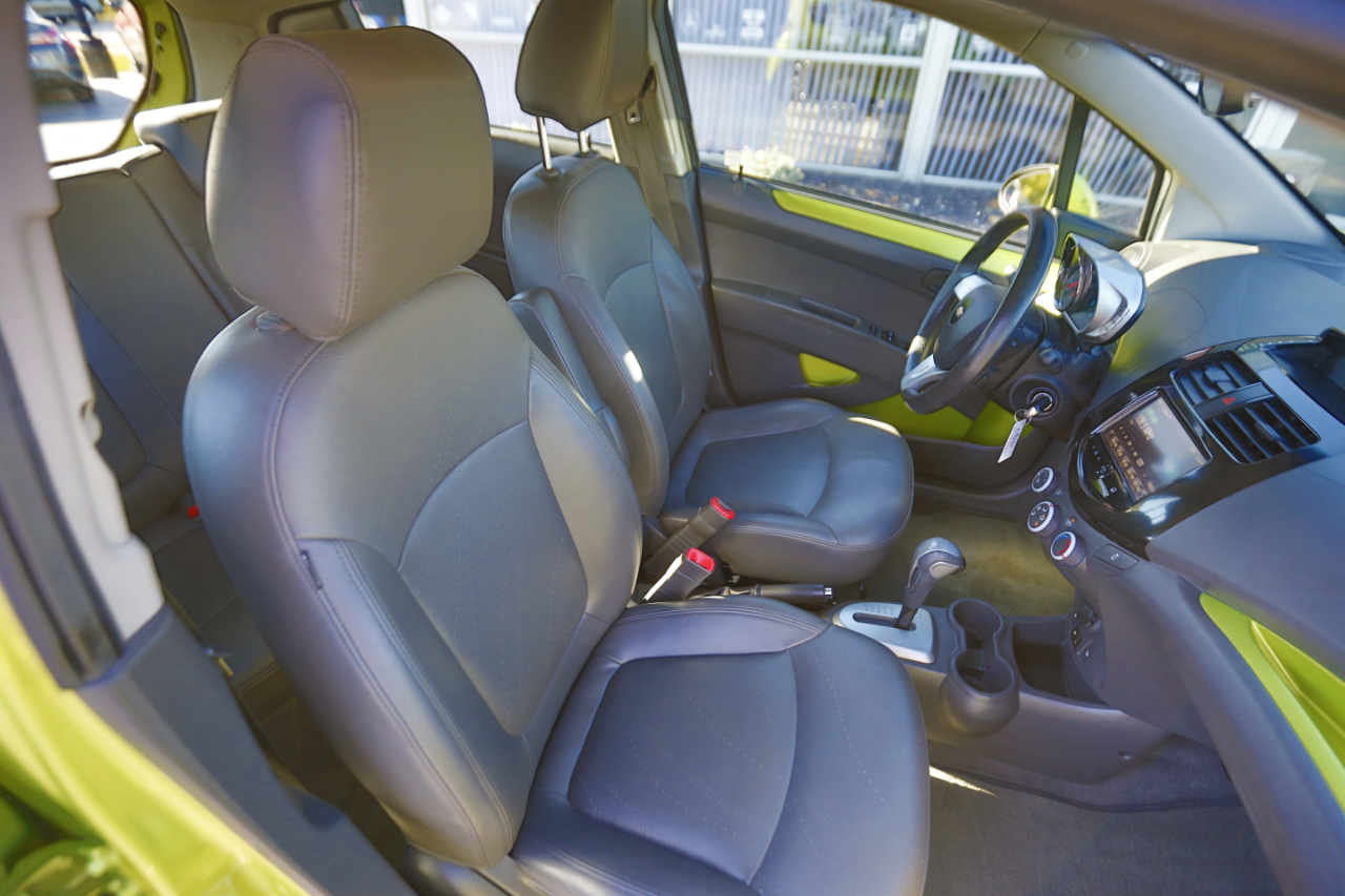 Chevrolet Spark 5dr HB Auto LT w/2LT 2013 Chevrolet Spark 5dr HB Auto LT w/2LT 2013
