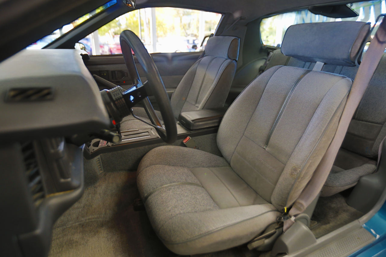 Chevrolet Camaro 2dr Coupe RS 1991 Chevrolet Camaro 2dr Coupe RS 1991