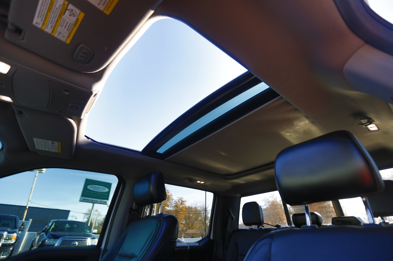 2016 Ford F-150 Lariat photo 3