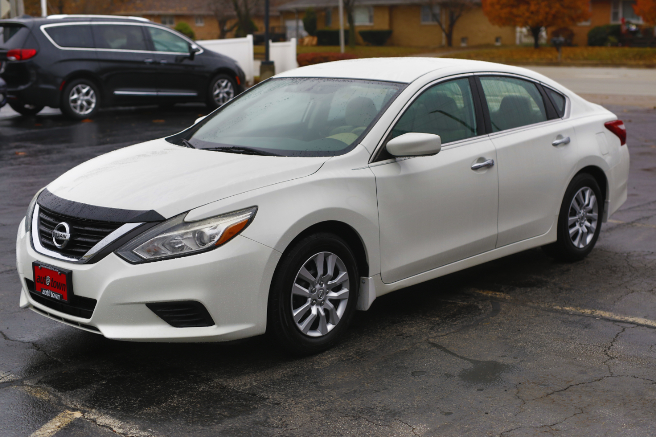 2017 Nissan Altima 2.5 photo 2