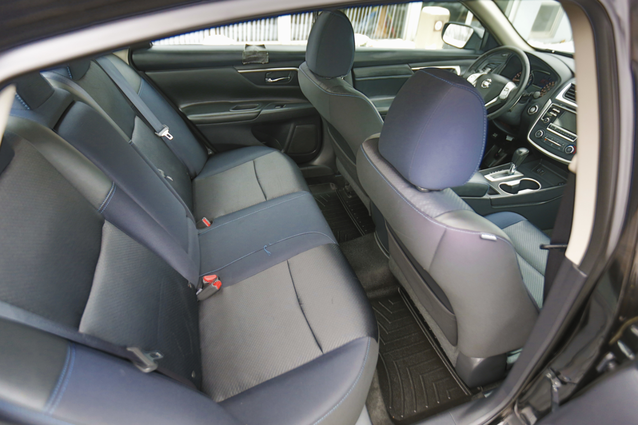 Nissan Altima 2.5 SR Sedan 2017