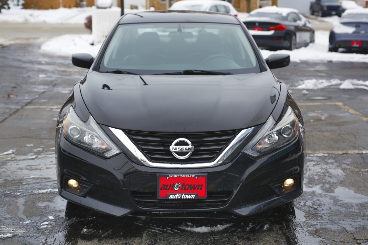 Nissan Altima 2.5 SR Sedan 2017