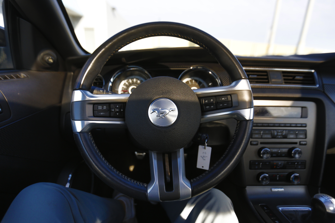 Ford Mustang 2dr Cpe GT 2013