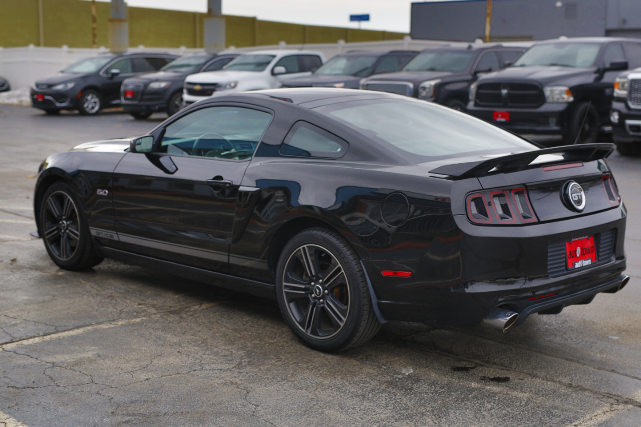 Ford Mustang 2dr Cpe GT 2013