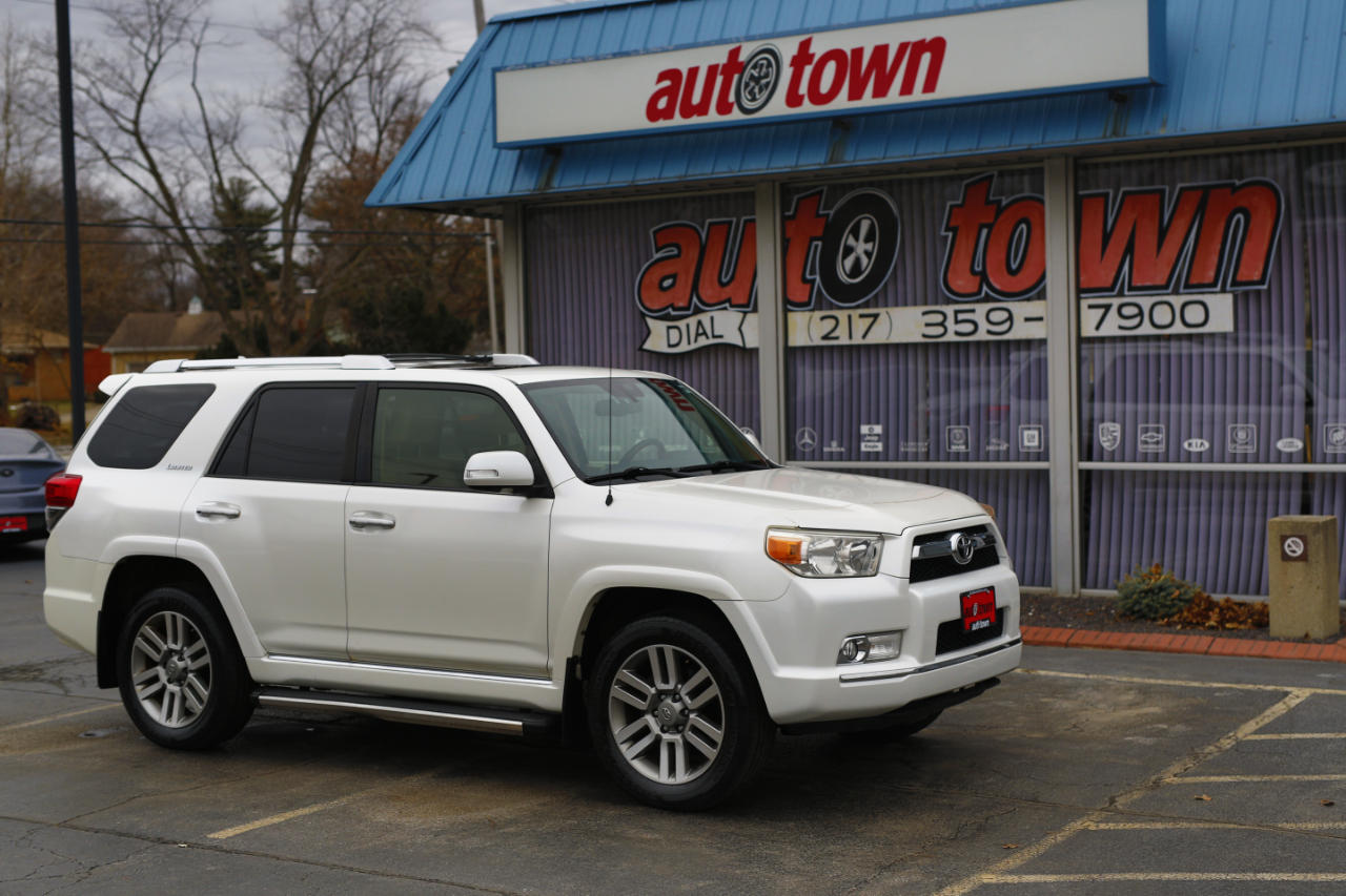 Toyota 4Runner 4WD 4dr V6 Limited (Natl) 2013