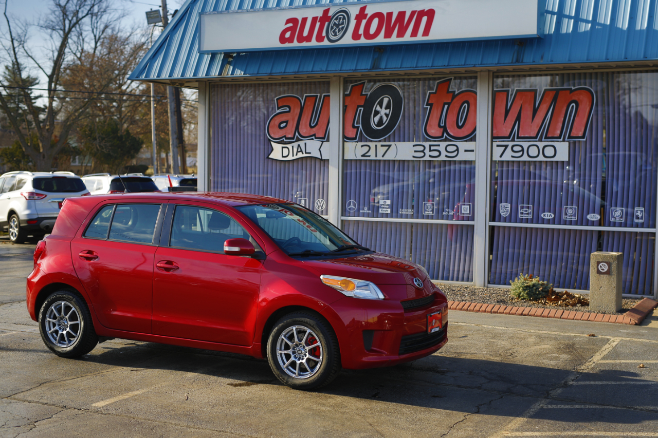 Scion xD 5dr HB Man (Natl) 2010
