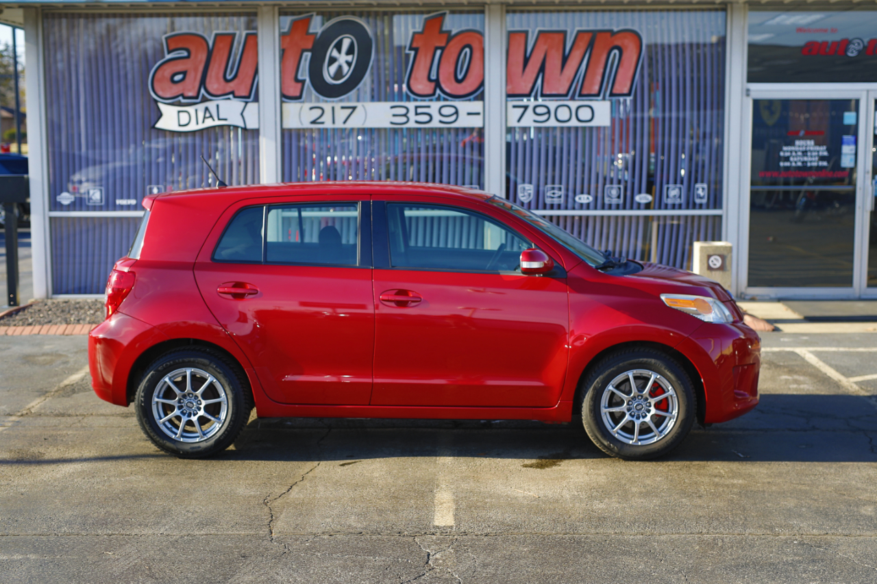 Scion xD 5dr HB Man (Natl) 2010