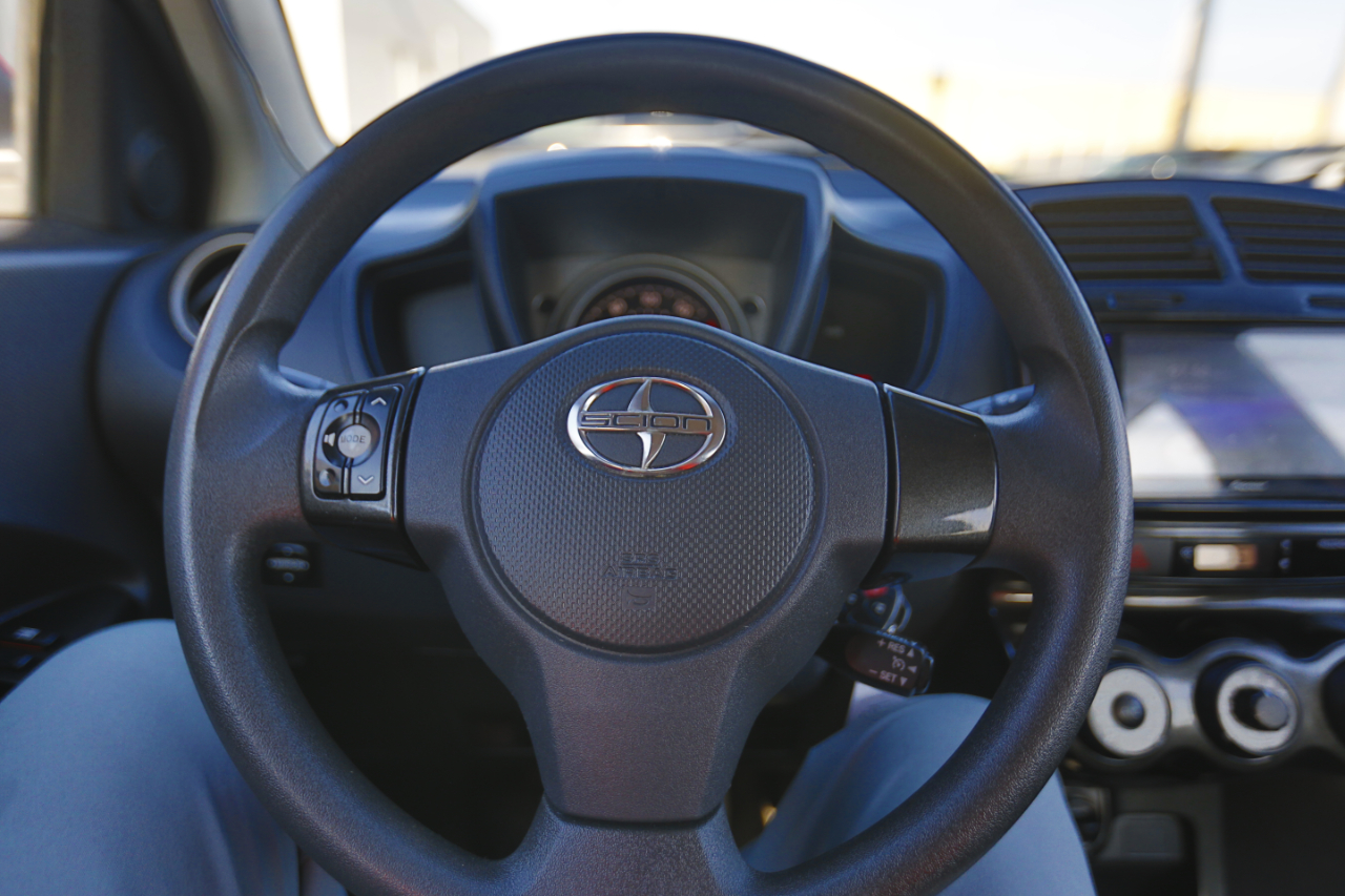 Scion xD 5dr HB Man (Natl) 2010