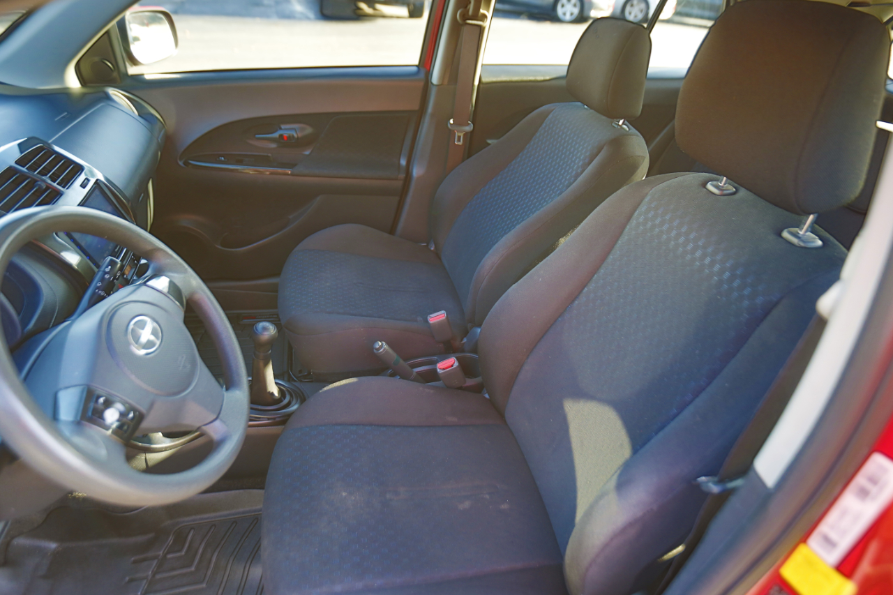 Scion xD 5dr HB Man (Natl) 2010