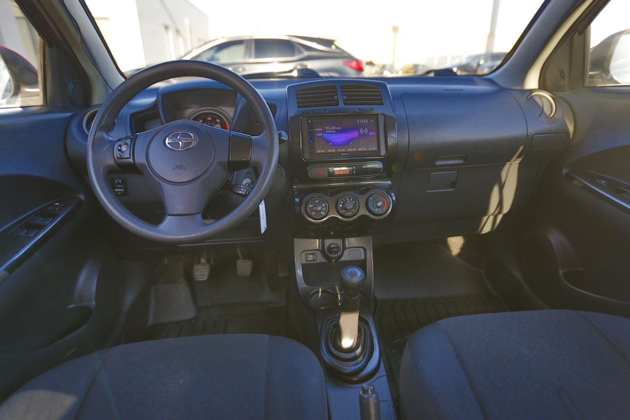 Scion xD 5dr HB Man (Natl) 2010