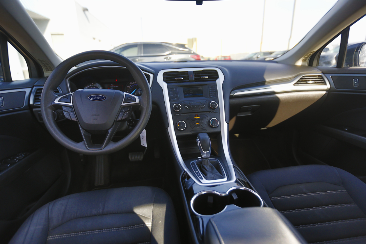 Ford Fusion 4dr Sdn SE FWD 2015