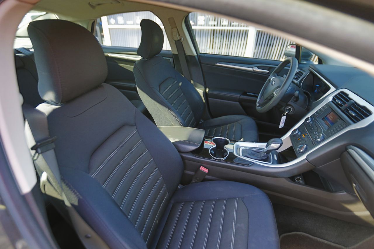 Ford Fusion 4dr Sdn SE FWD 2015