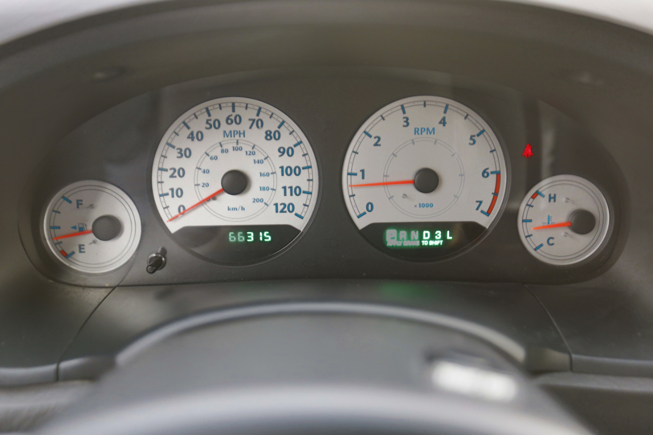 Chrysler Town & Country LWB 4dr Touring 2006