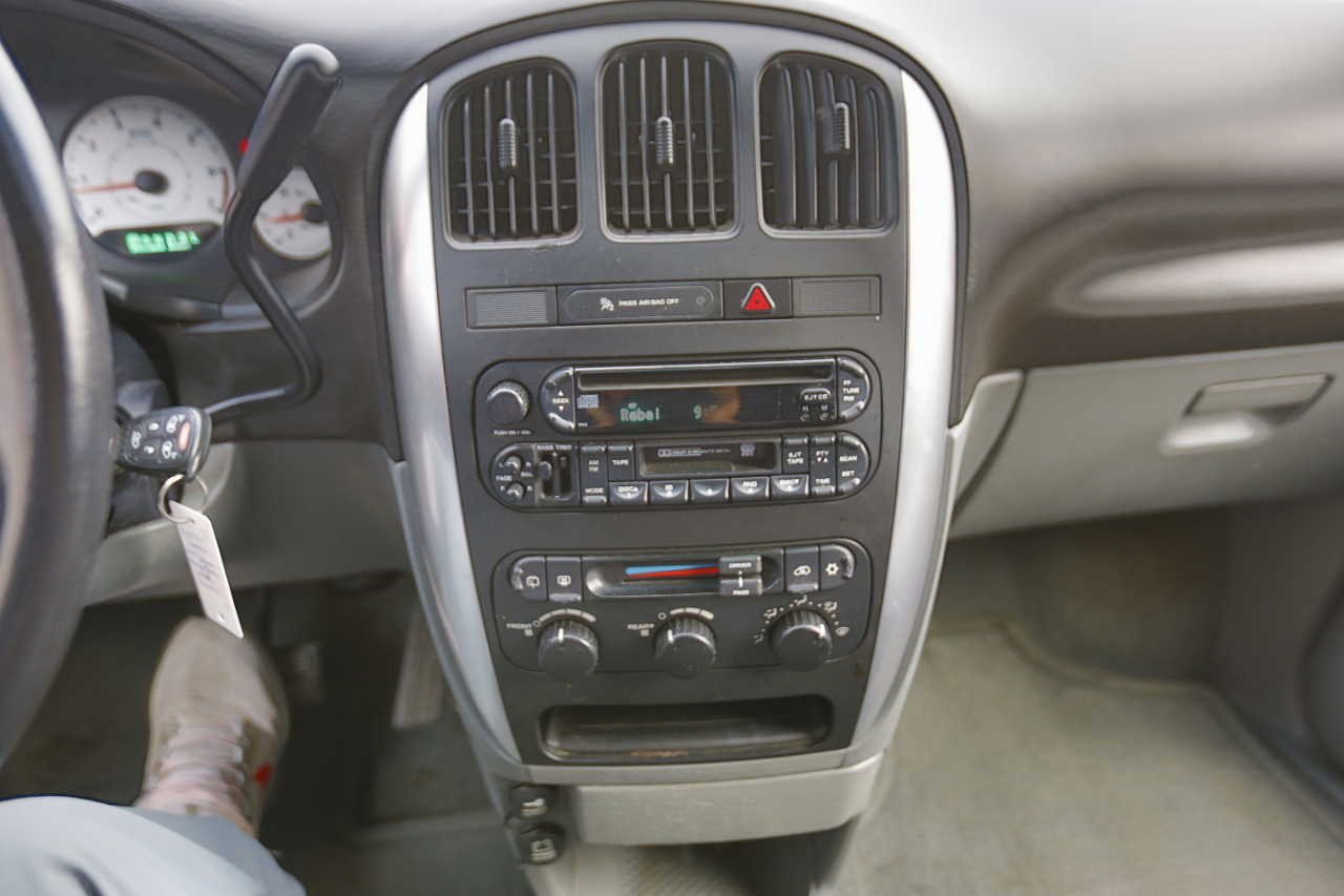 Chrysler Town & Country LWB 4dr Touring 2006