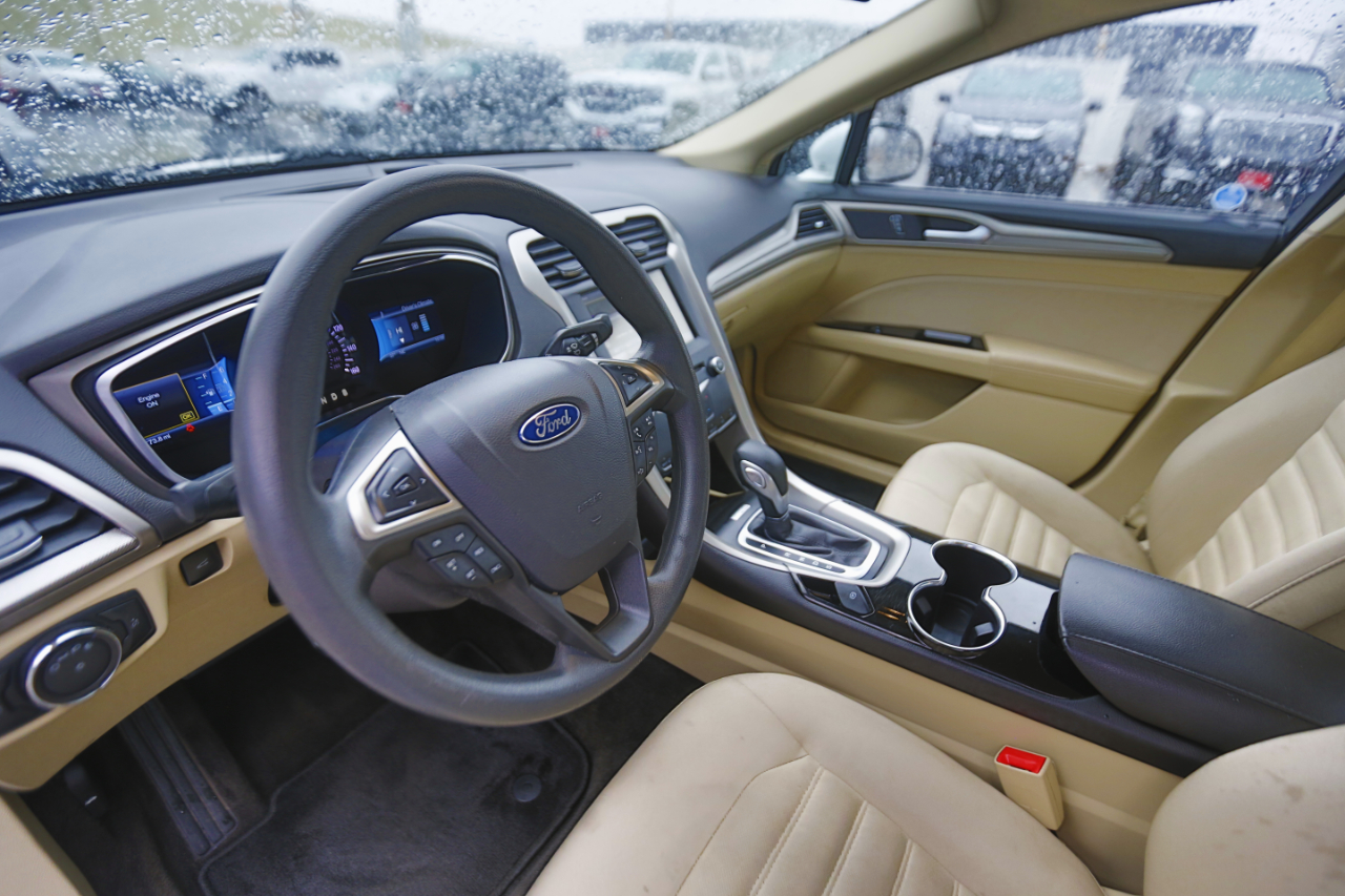 Ford Fusion 4dr Sdn SE FWD 2014