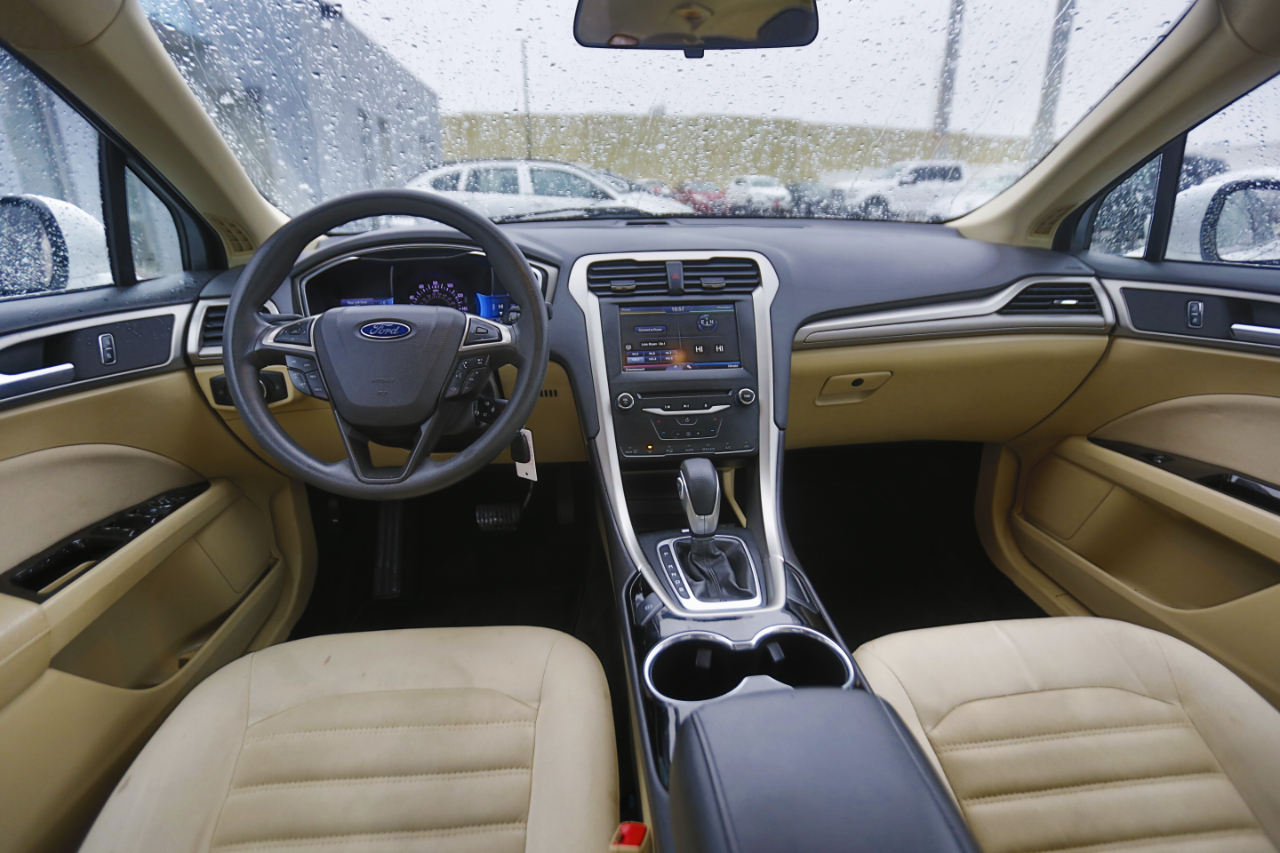 Ford Fusion 4dr Sdn SE FWD 2014