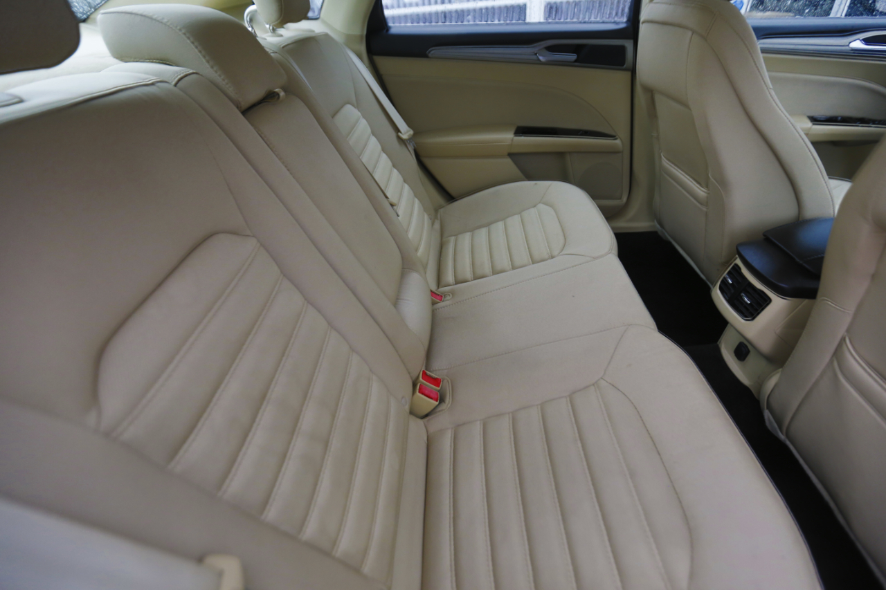 Ford Fusion 4dr Sdn SE FWD 2014