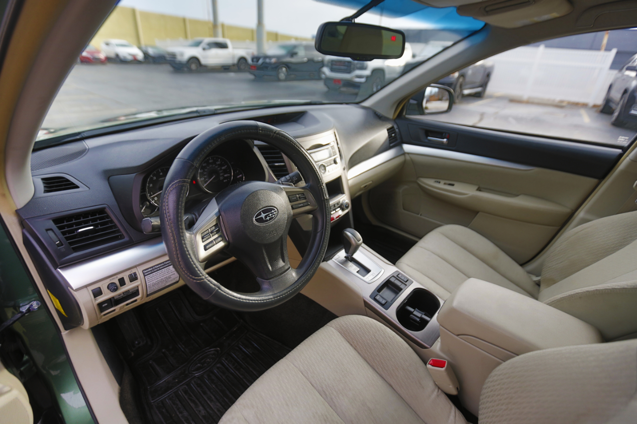 Subaru Outback 4dr Wgn H4 Auto 2.5i 2012