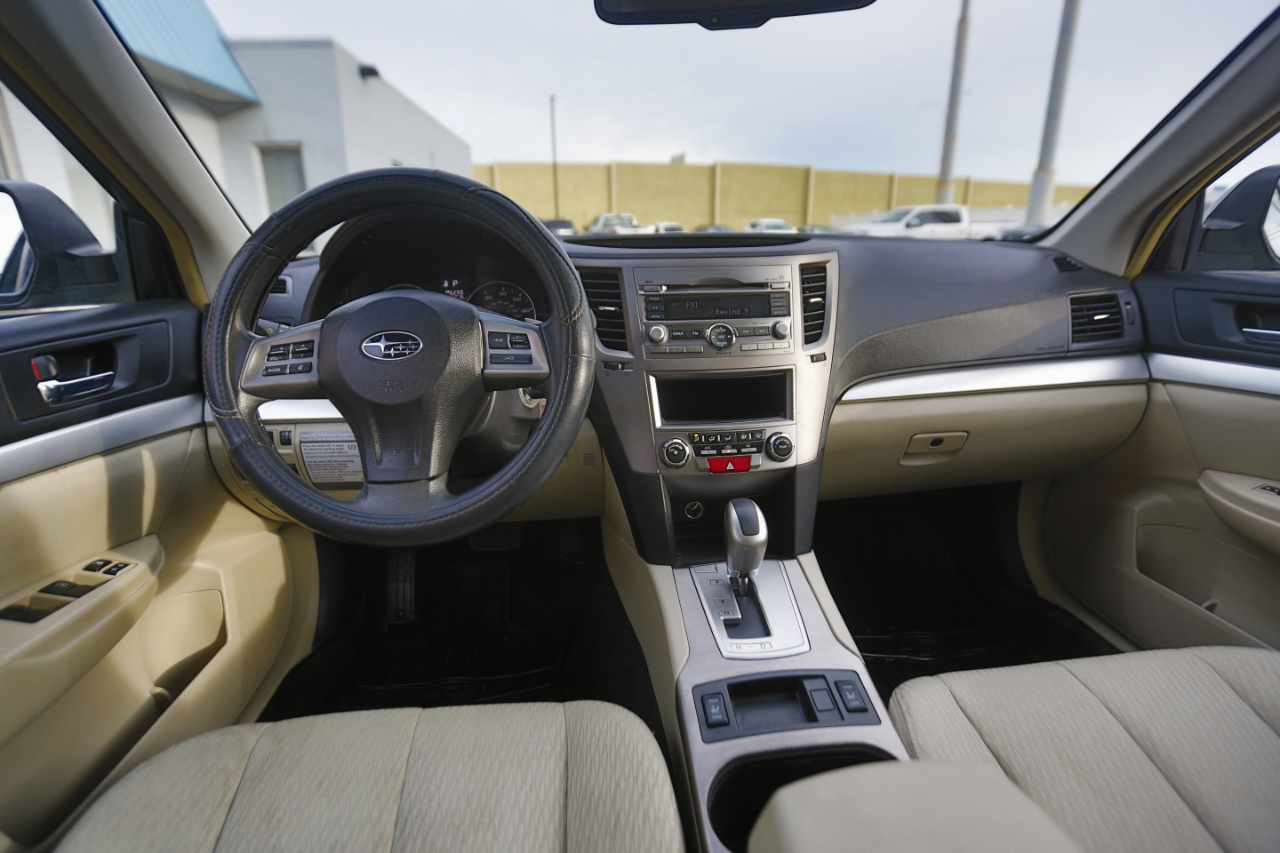 Subaru Outback 4dr Wgn H4 Auto 2.5i 2012