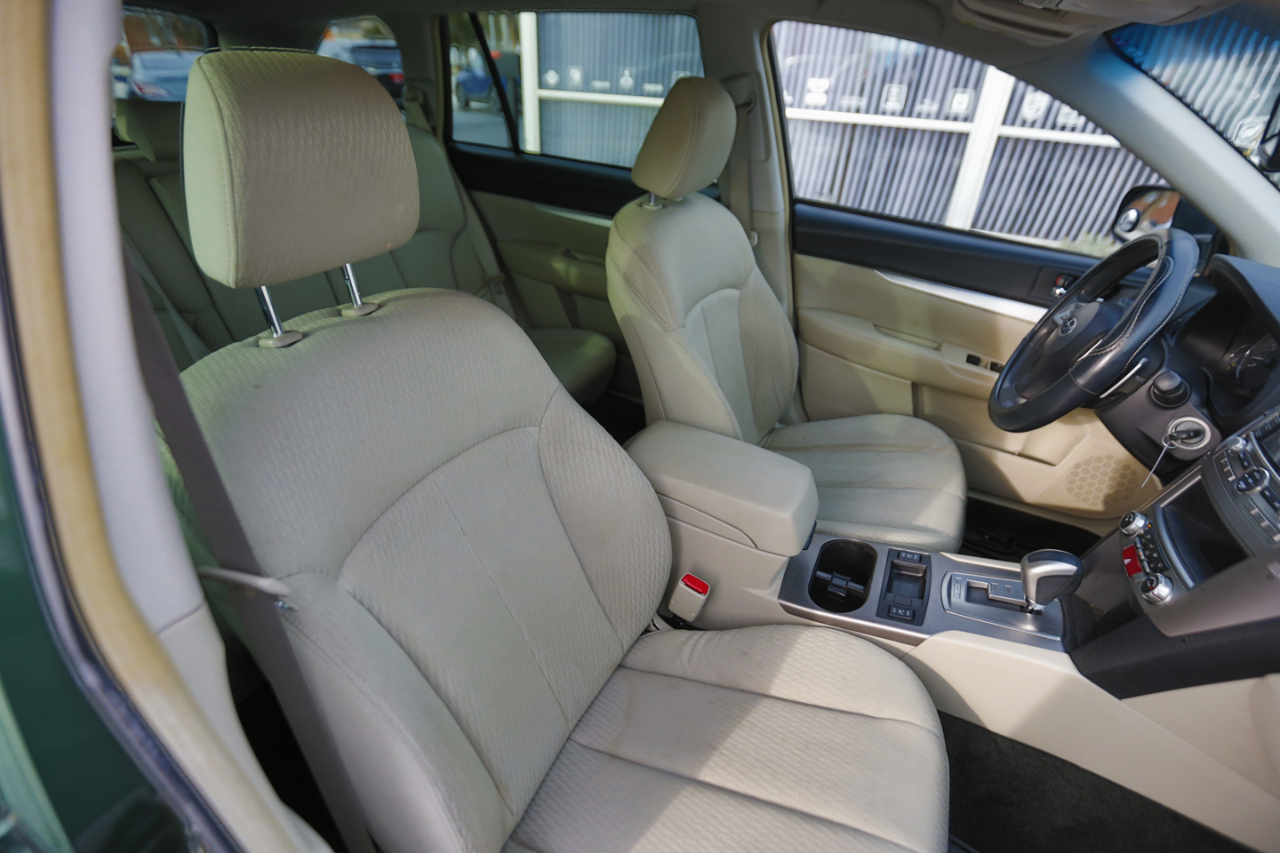 Subaru Outback 4dr Wgn H4 Auto 2.5i 2012