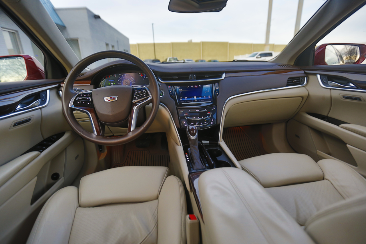 Cadillac XTS 4dr Sdn Premium Collection FWD 2016