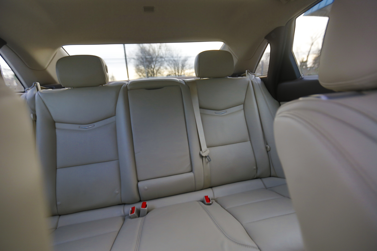 Cadillac XTS 4dr Sdn Premium Collection FWD 2016