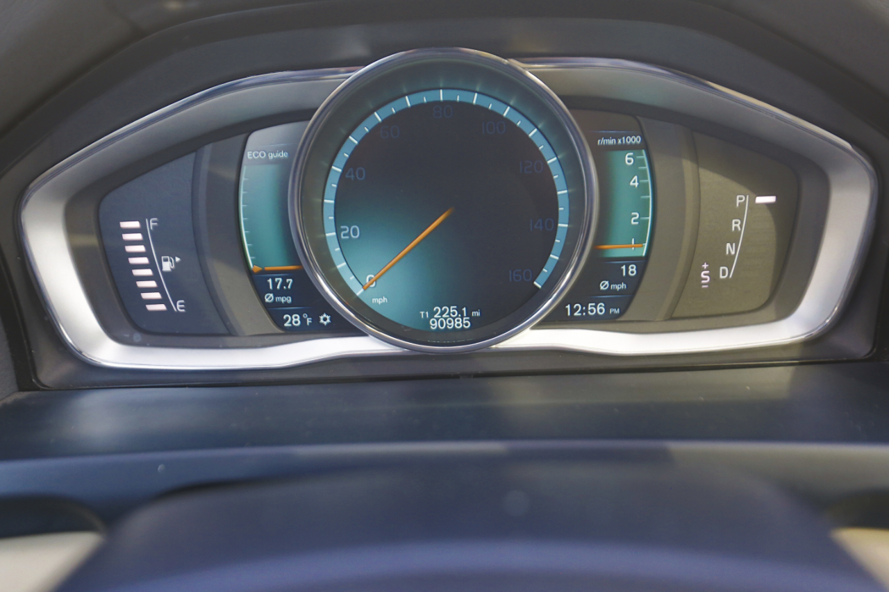 Volvo V60 4dr Wgn T5 Drive-E Premier Plus FWD 2015