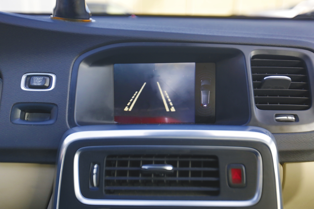 Volvo V60 4dr Wgn T5 Drive-E Premier Plus FWD 2015