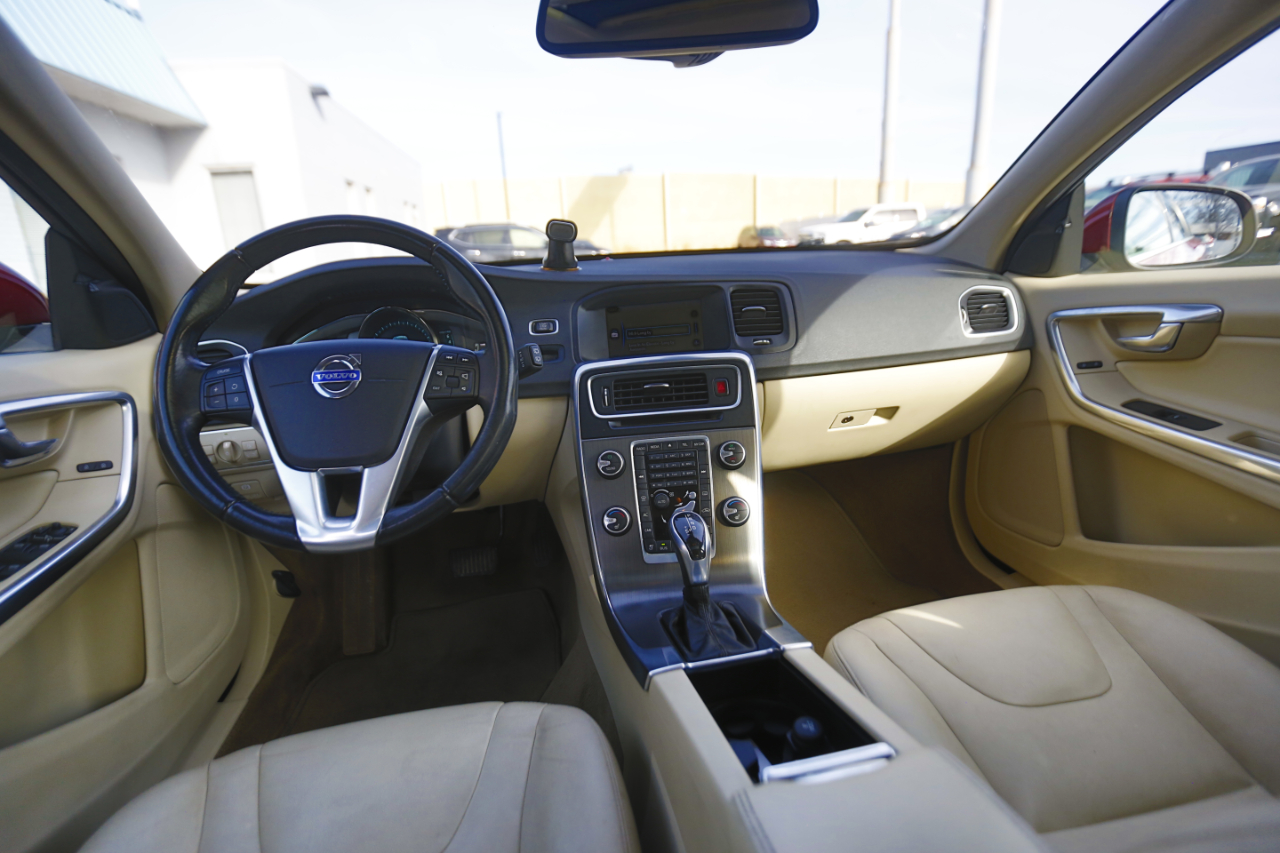 Volvo V60 4dr Wgn T5 Drive-E Premier Plus FWD 2015